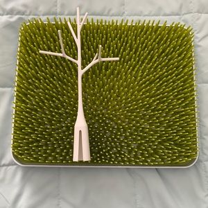 Boon lawn and drying twig